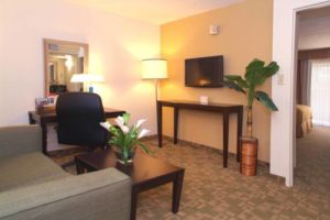 Clarion Inn Suites Orlando suite